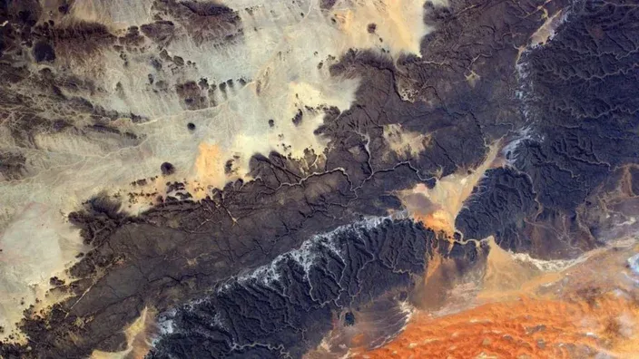 Amazon lanzará Miles de Satélites para crear una Red Global de Internet Amazon lanzará Miles de Satélites para crear una Red Global de Internet